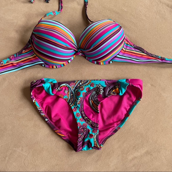 Xhilaration Bikini Bottoms - Pink/Purple/Aqua Paisley Print, Size Small - Picture 4 of 5